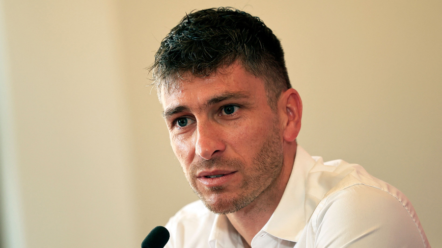 Direttore Roma Ghisolfi critico sull’arbitraggio nel pareggio con il Monza: “Quello che è successo è inaccettabile.”