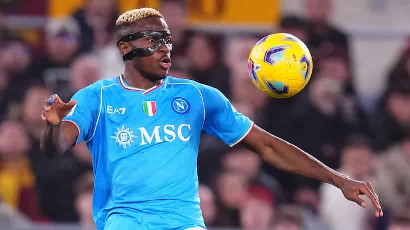 Milan pensa a cedere Leao per finanziare l’acquisto di Osimhen