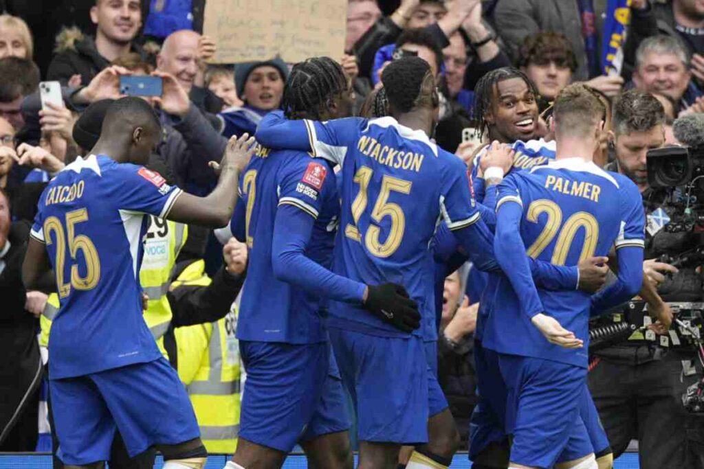 La Juventus accelera nel mercato estivo: nuove strategie per il centrocampo