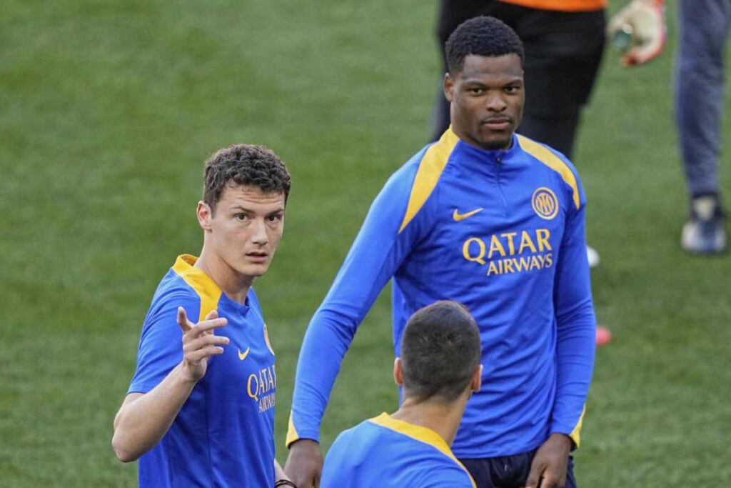 Inter, cessione a sorpresa per Benjamin Pavard?