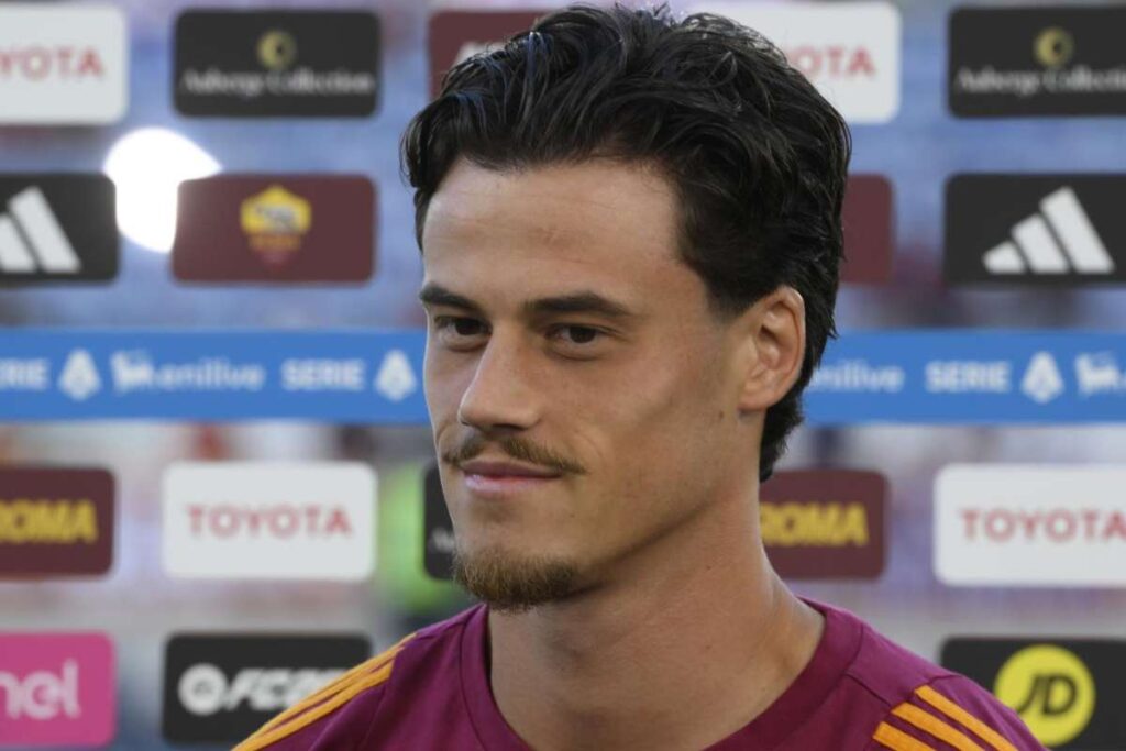 Mile Svilar, il futuro della Roma tra interessi di Premier League e Bundesliga