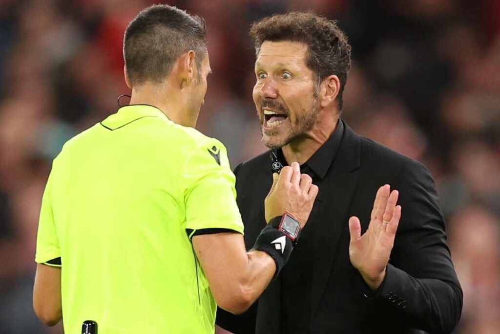 Simeone coinvolto in rissa a Anfield: UEFA valuta squalifica e multa