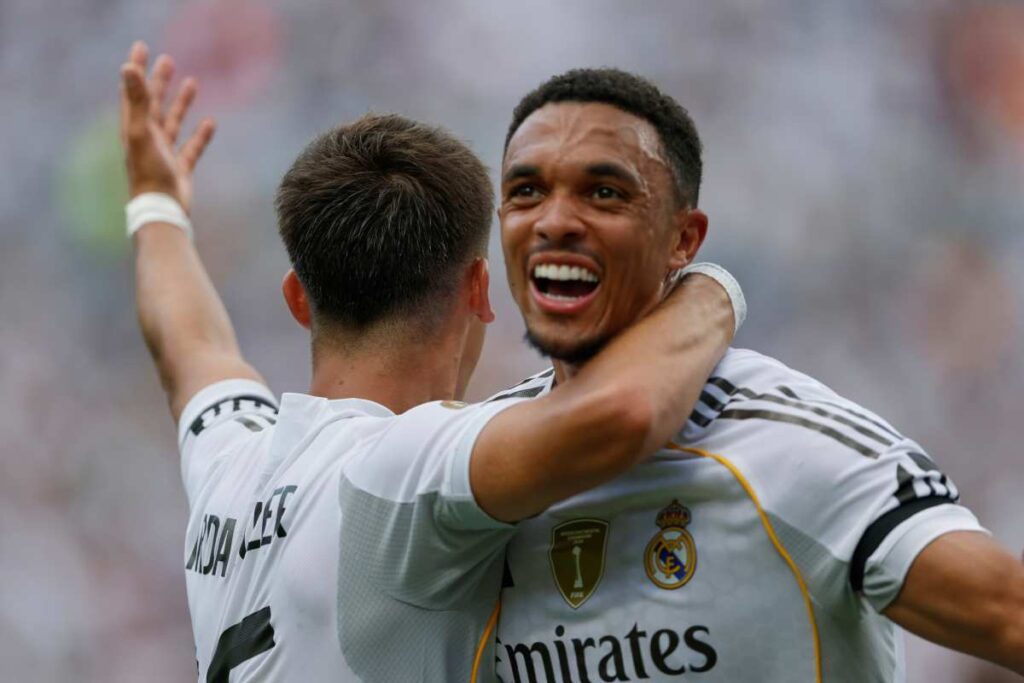 Arnold costretto al cambio in Champions: il Real Madrid in allarme per l’infortunio muscolare