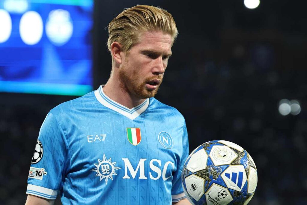 Napoli: De Bruyne al centro in 4‑3‑3 per colmare l’assenza di Lobotka